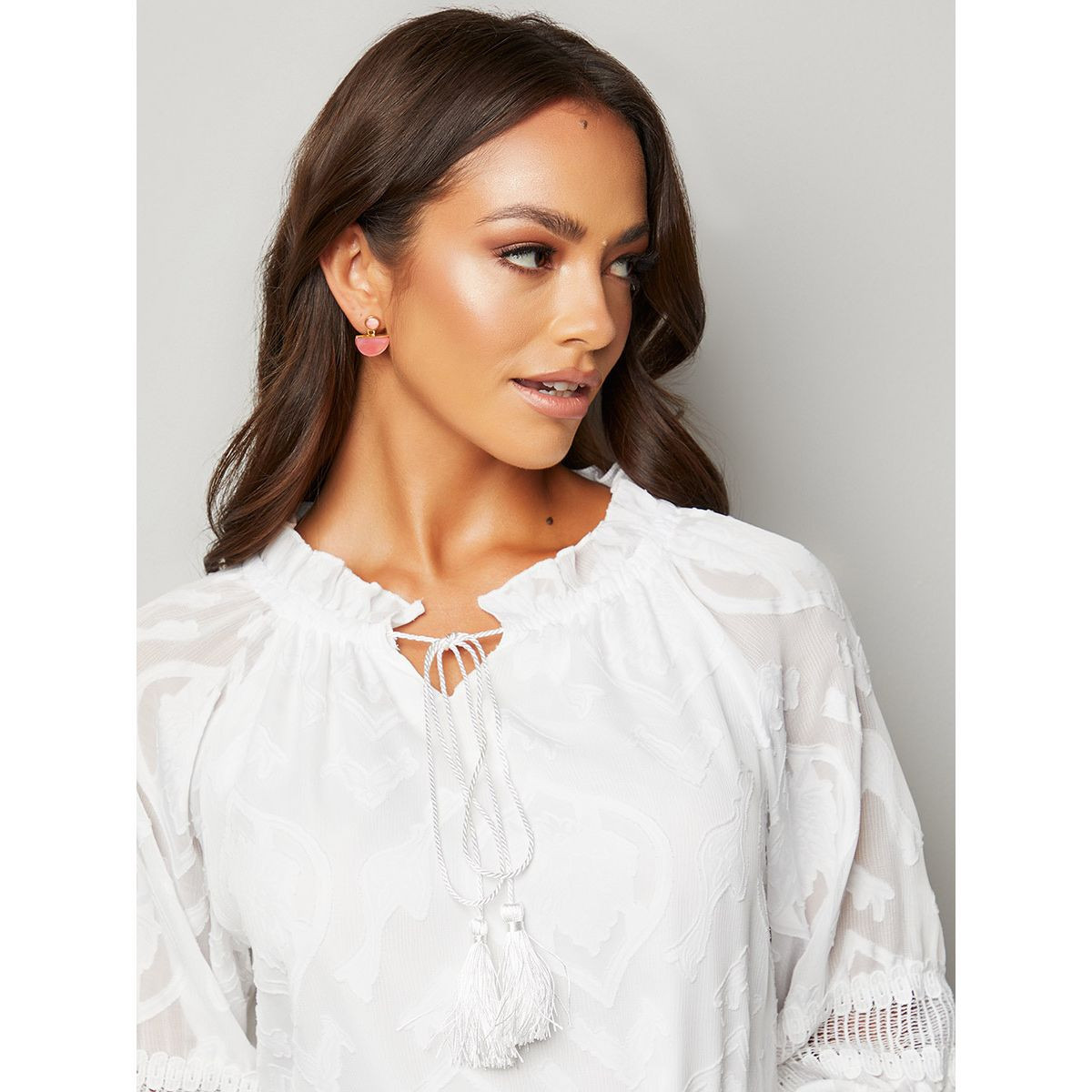 بلوزة بأربطة مزينة بدانتيل من ستايلي-women-clothing-shirtsandblouses-blouses-image-3
