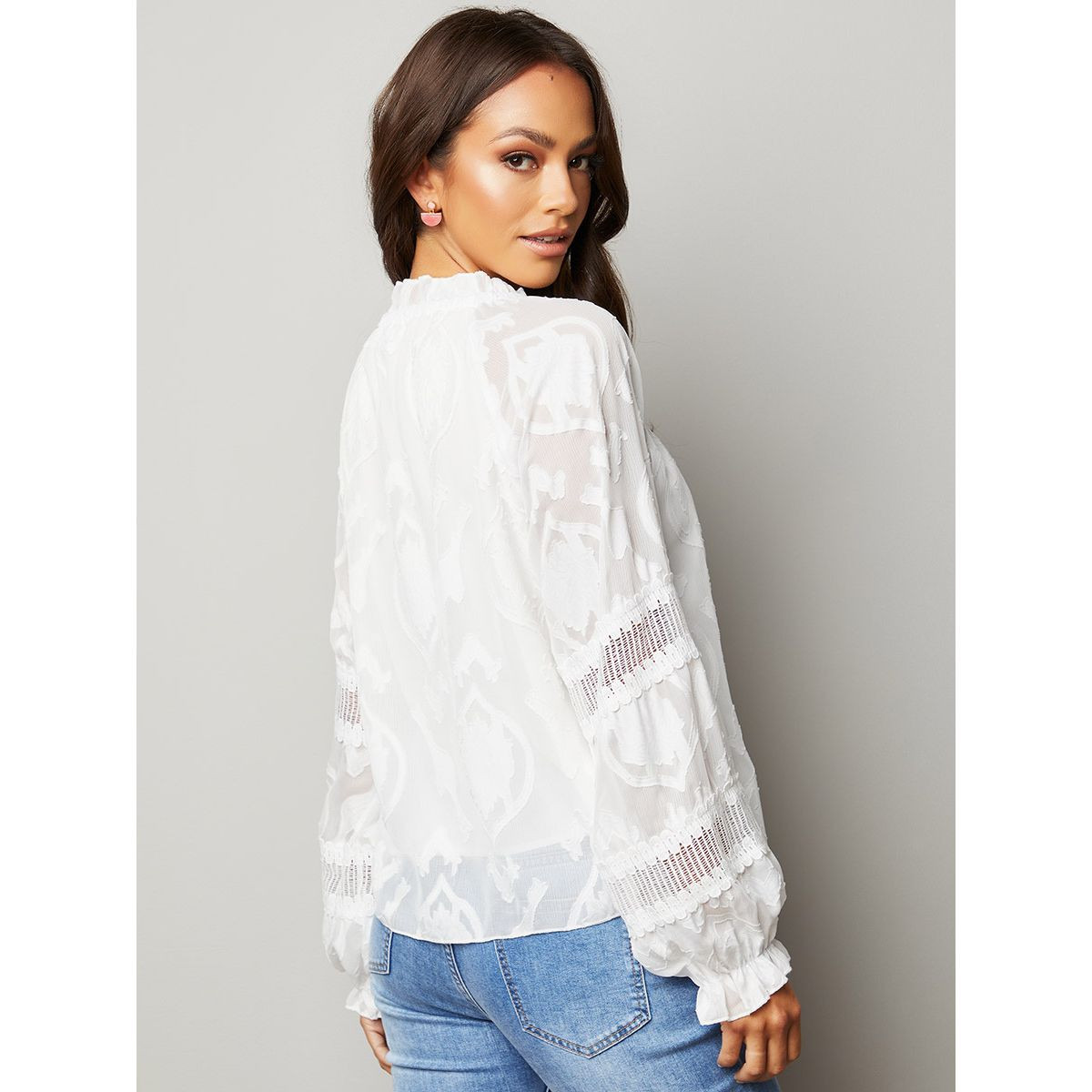 بلوزة بأربطة مزينة بدانتيل من ستايلي-women-clothing-shirtsandblouses-blouses-image-5