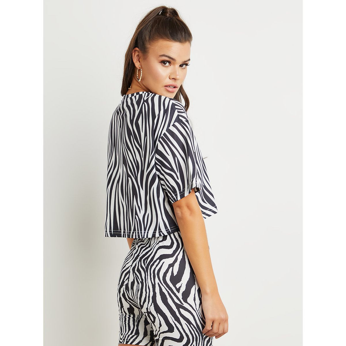 تيشيرت بطبعات جلد حيوان من ستايلي-women-clothing-tshirts-image-6