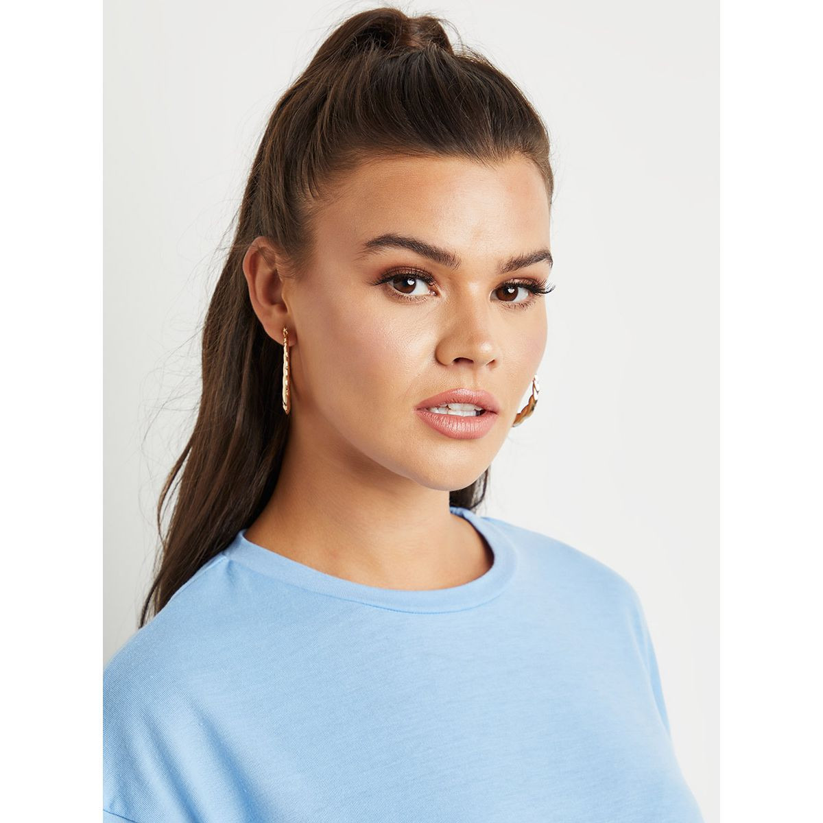 Styli Round Neck Oversized T-shirt with Short Sleeves-women-clothing-tshirts-image-3