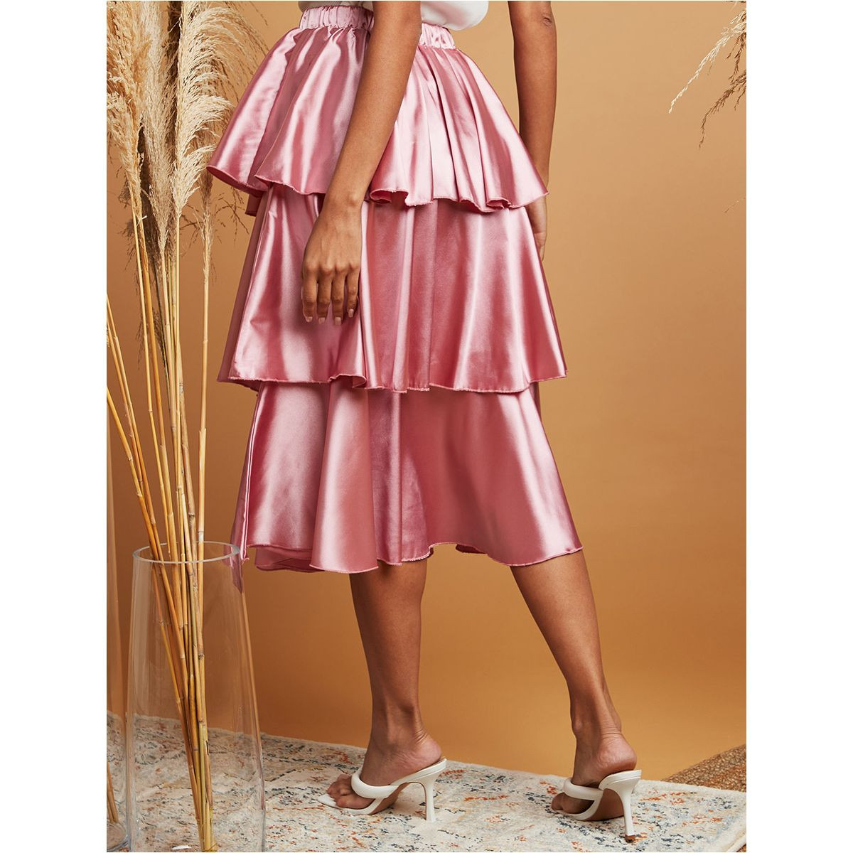 تنورة ساتان بطبقات-women-clothing-bottoms-skirts-image-4