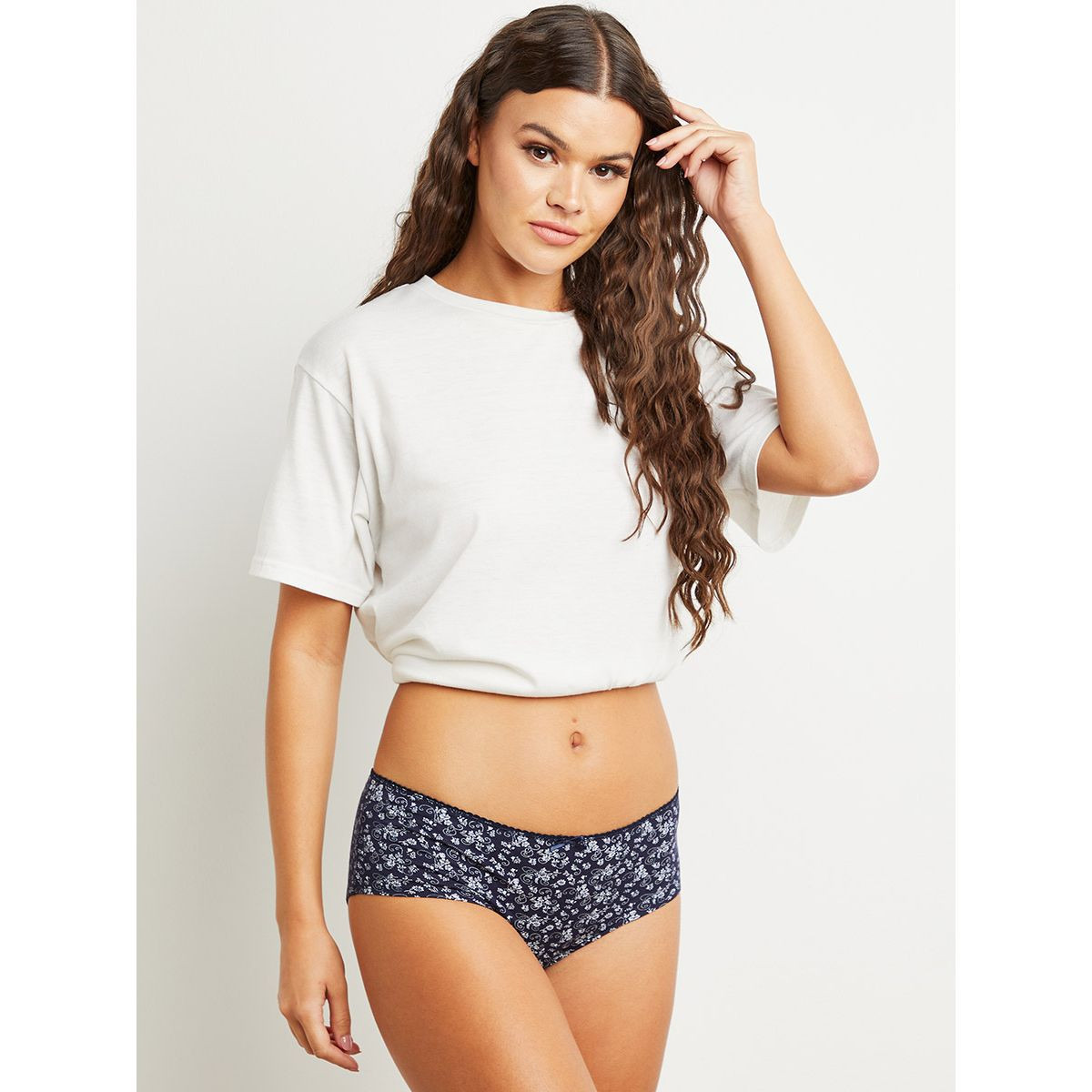 شورت بطبعات ازهار من ستايلي-women-clothing-lingerie-panties-image-1