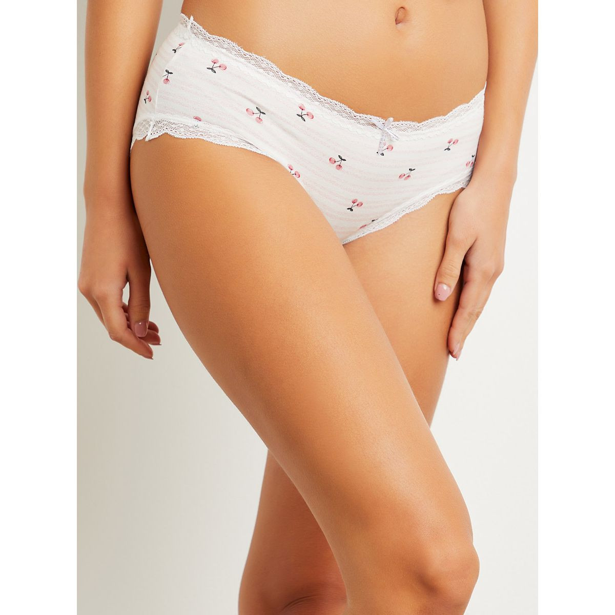 مجموعة من 4 شورتات قطن من ستايلي-women-clothing-lingerie-panties-image-5