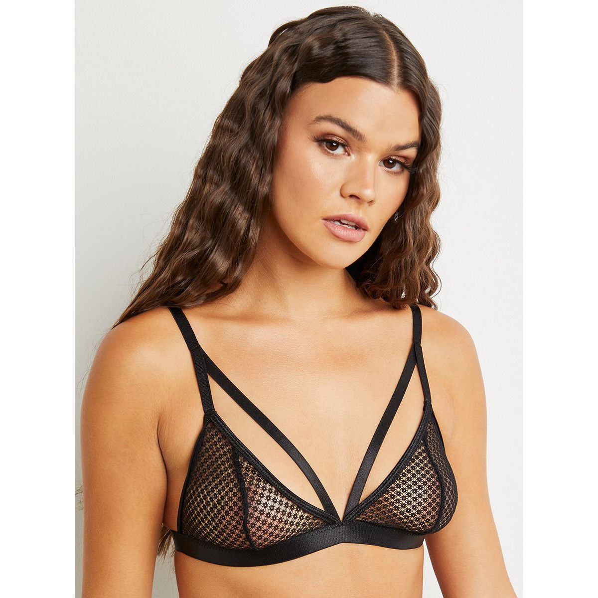 طقم (صدرية + ثونغ) من ستايلي-women-clothing-lingerie-lingeriesets-image-2