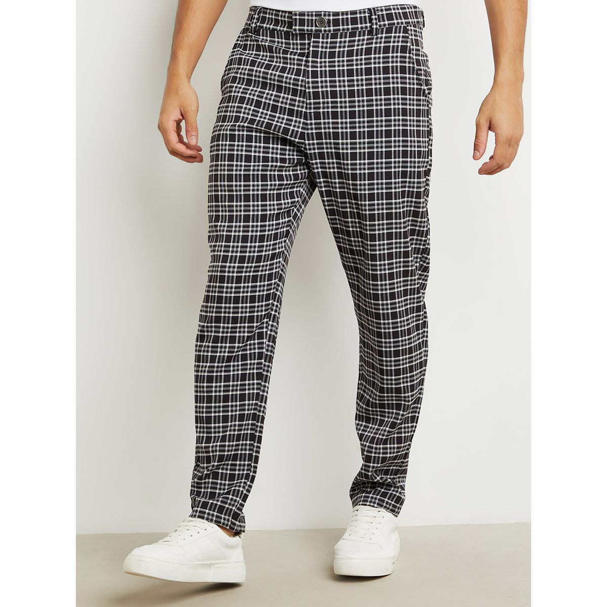 بنطال بطبعات مربعات من ستايلي-men-clothing-bottoms-trousersandchinos-trousers-image-1