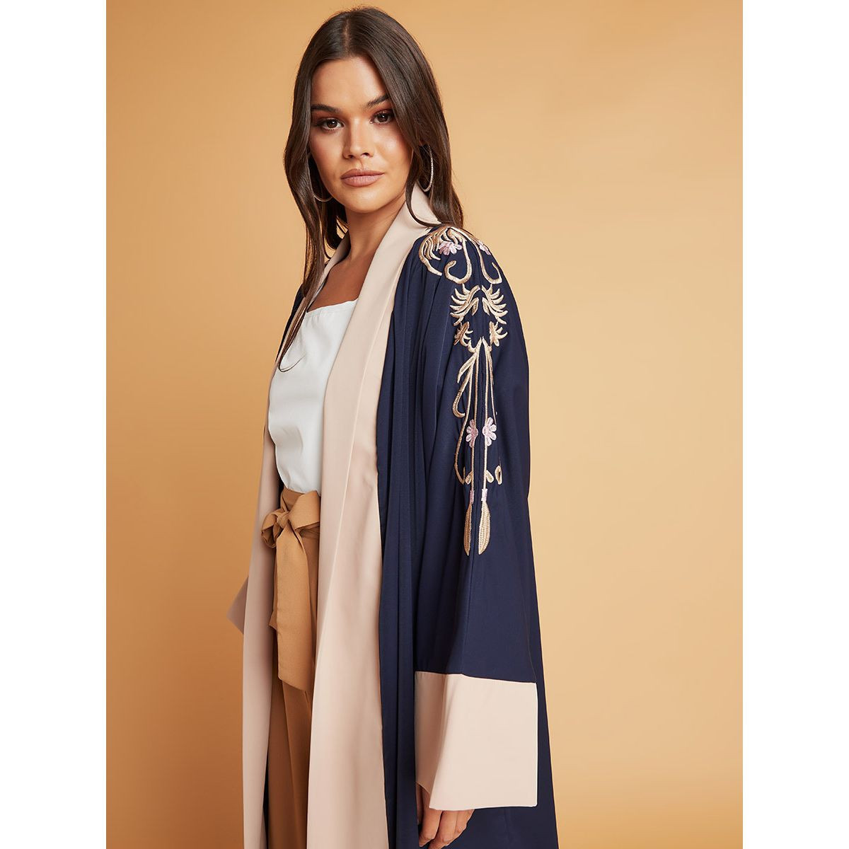 Styli Colorblock Abaya with Embroidered Detail-women-arabicclothing-abayas-image-2