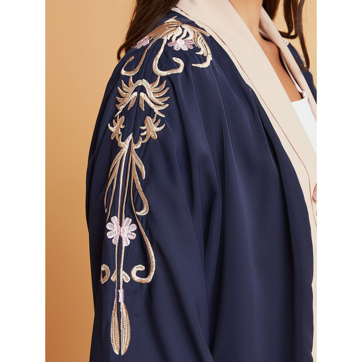 Styli Colorblock Abaya with Embroidered Detail-women-arabicclothing-abayas-image-3