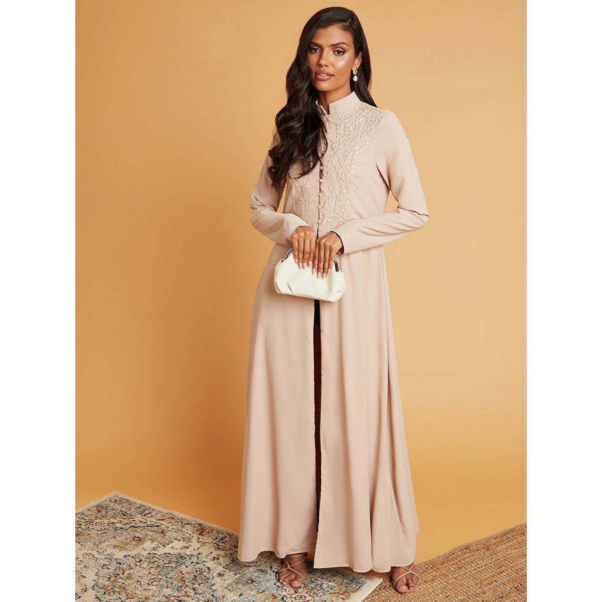 عباية مزينة بتطريزات من ستايلي-women-arabicclothing-abayas-image-6