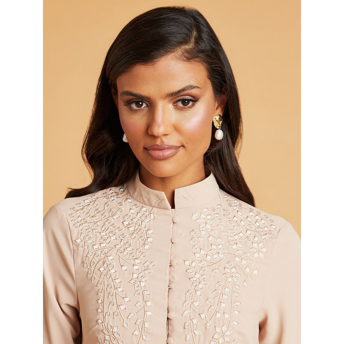 عباية مزينة بتطريزات من ستايلي-women-arabicclothing-abayas-image-4