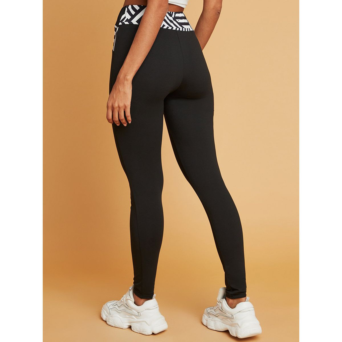 ليقنر مخطط من ستايلي-women-clothing-leggings-image-4