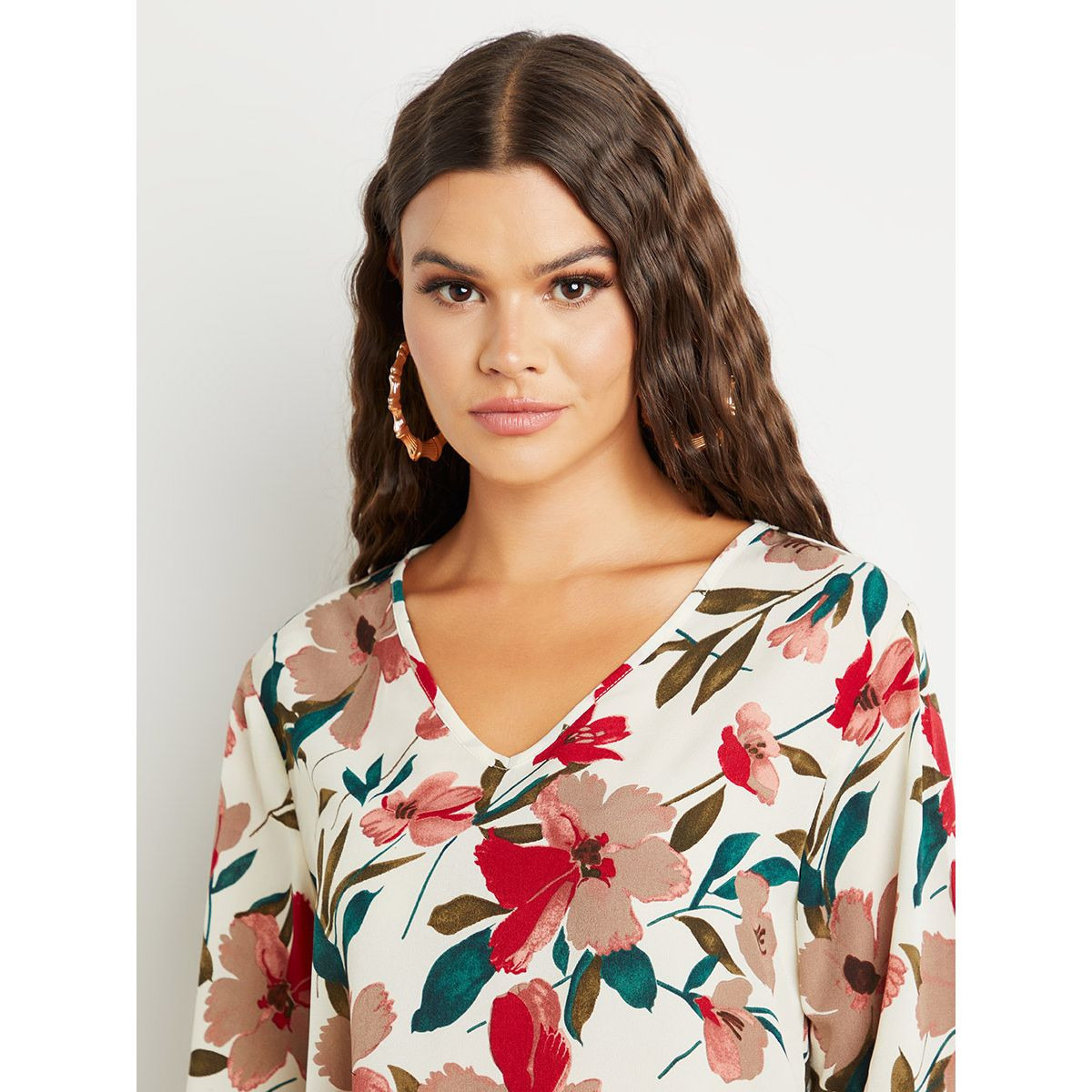 بلوزة بطبعات ازهار من ستايلي-women-clothing-shirtsandblouses-blouses-image-4