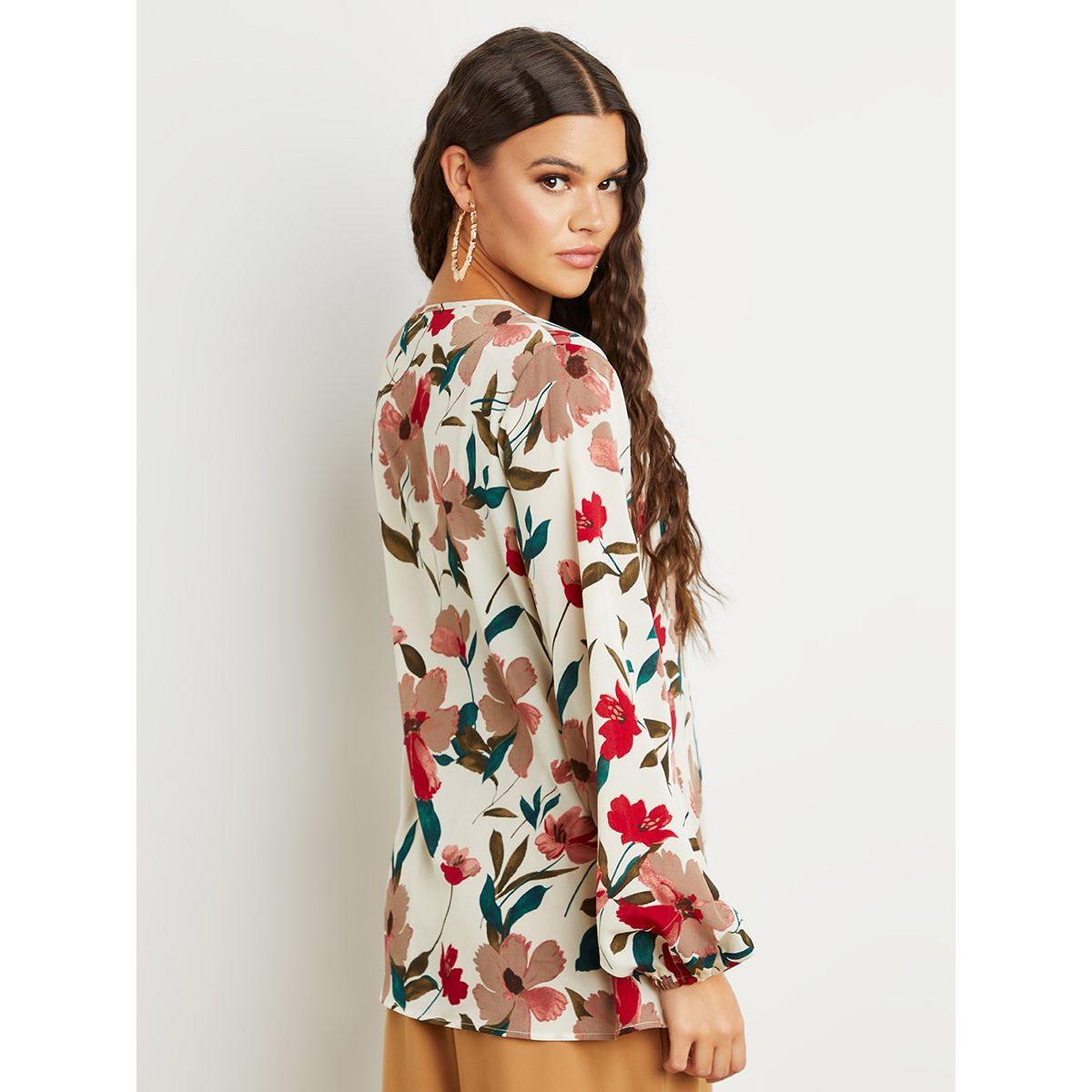 بلوزة بطبعات ازهار من ستايلي-women-clothing-shirtsandblouses-blouses-image-5
