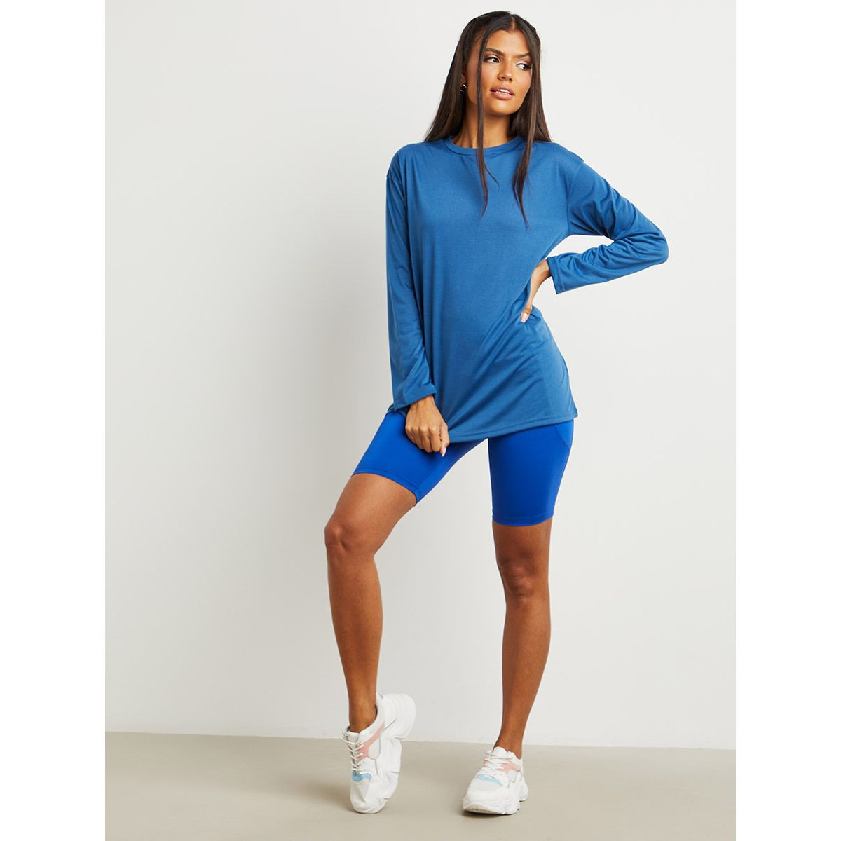 تيشيرت طويل بطبعة من الخلف من ستايلي-women-clothing-tshirts-image-2