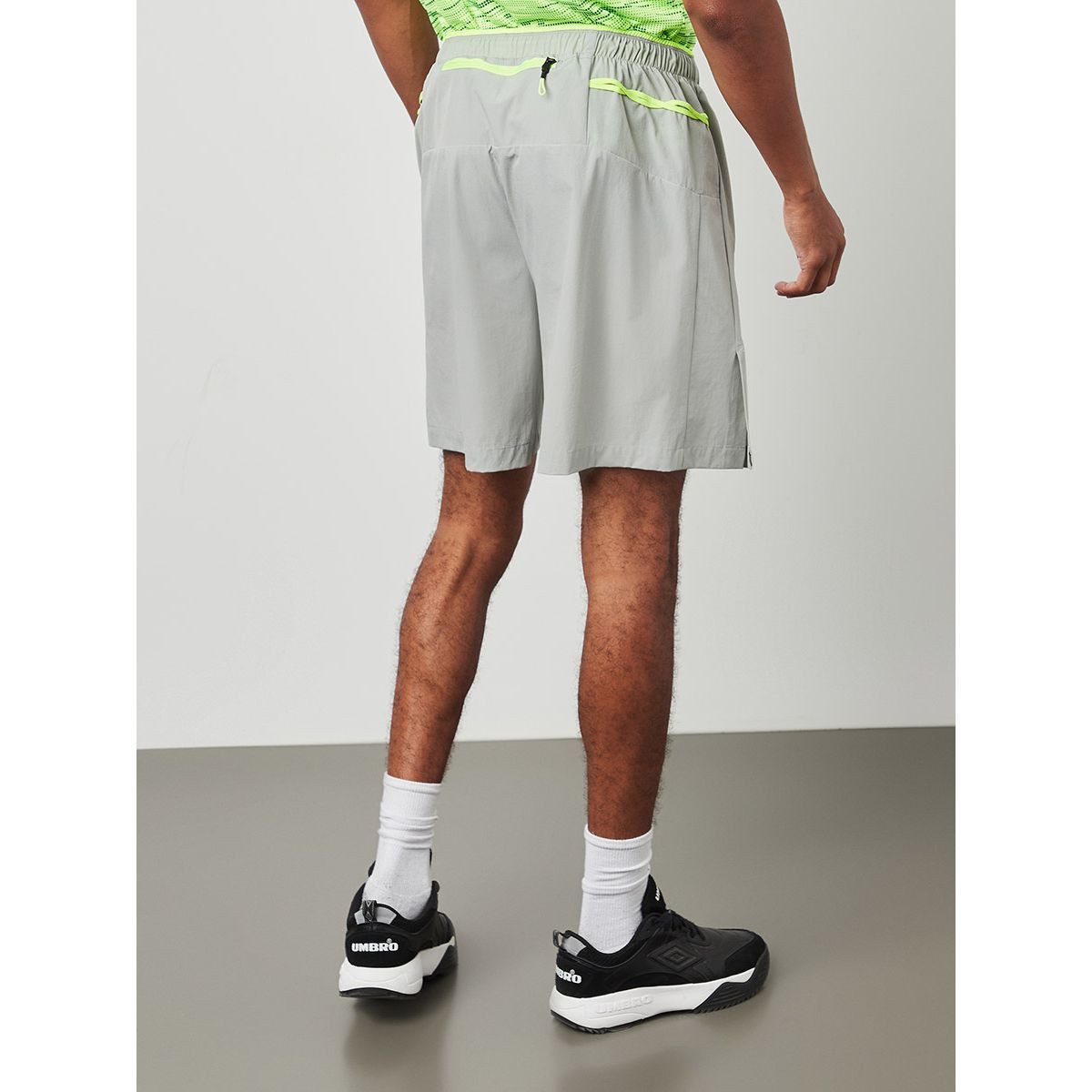شورت رياضي بربطة خصر من ستايلي-men-clothing-sportswearandactivewear-bottoms-image-5