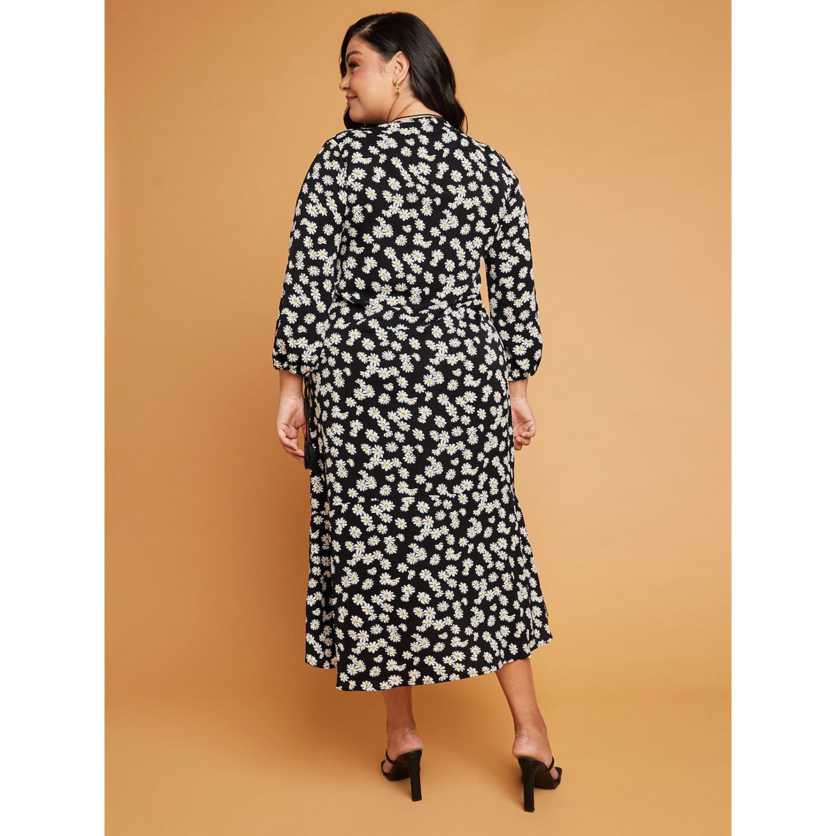 Styli Plus Floral Print Tassel Detail A-Line Midi Dress-women-clothing-dresses-image-4