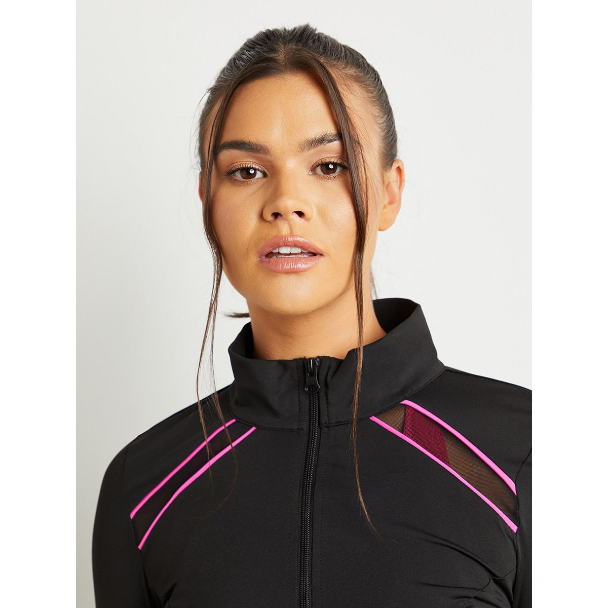 جاكيت رياضي بتداخلات شبكية من ستايلي-sports-women-clothing-coatsandjackets-jackets-image-4
