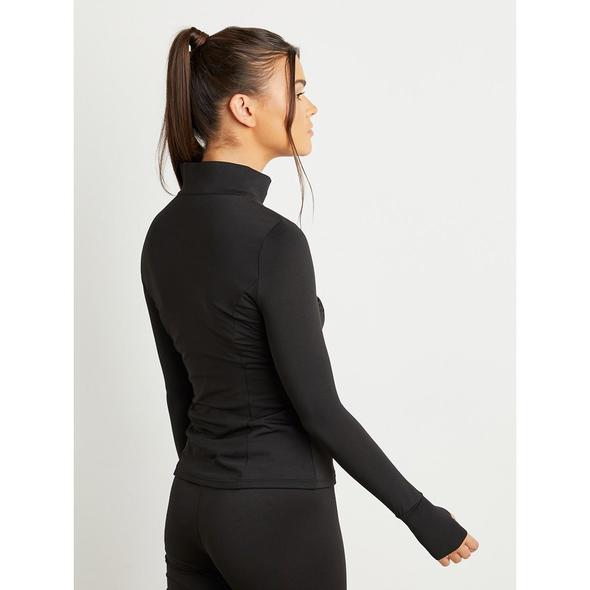 جاكيت رياضي بتداخلات شبكية من ستايلي-sports-women-clothing-coatsandjackets-jackets-image-5