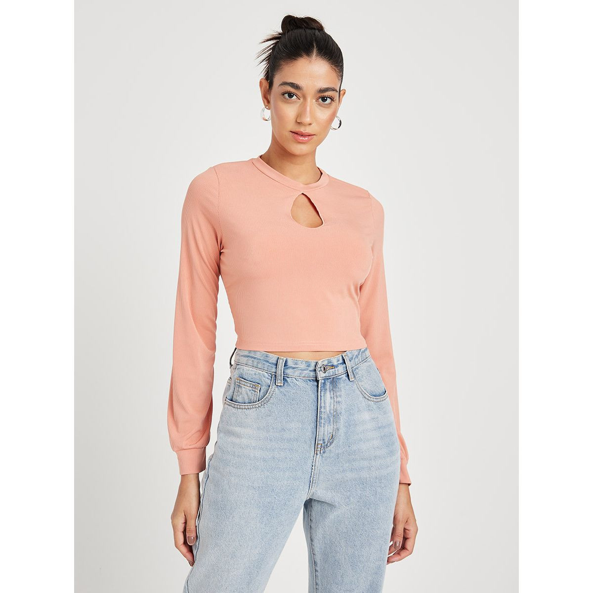 بلوزة بفتحة خلفية واكمام طويلة-women-clothing-shirtsandblouses-blouses-image-2