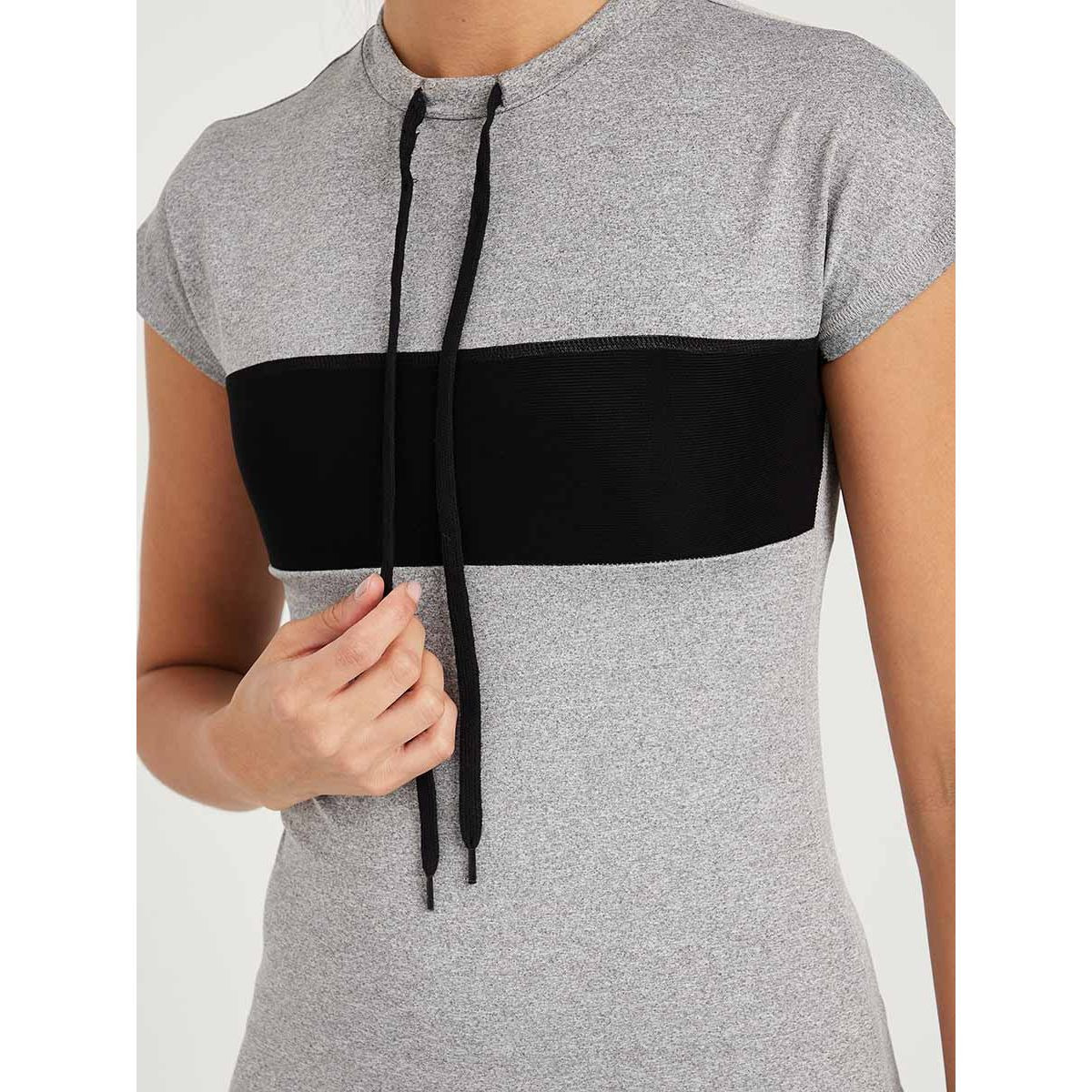 تيشيرت رياضي برباط أمامي من ستايلي-women-clothing-sportswearandactivewear-tshirtsandvests-image-3