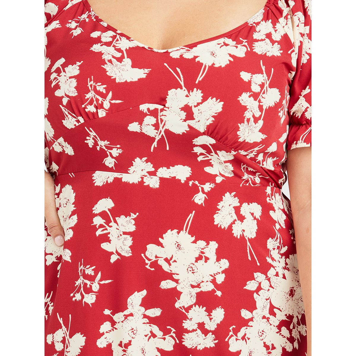 Styli Plus Short Sleeve Floral Tie Bust Detail Mini Dress-women-clothing-dresses-image-3