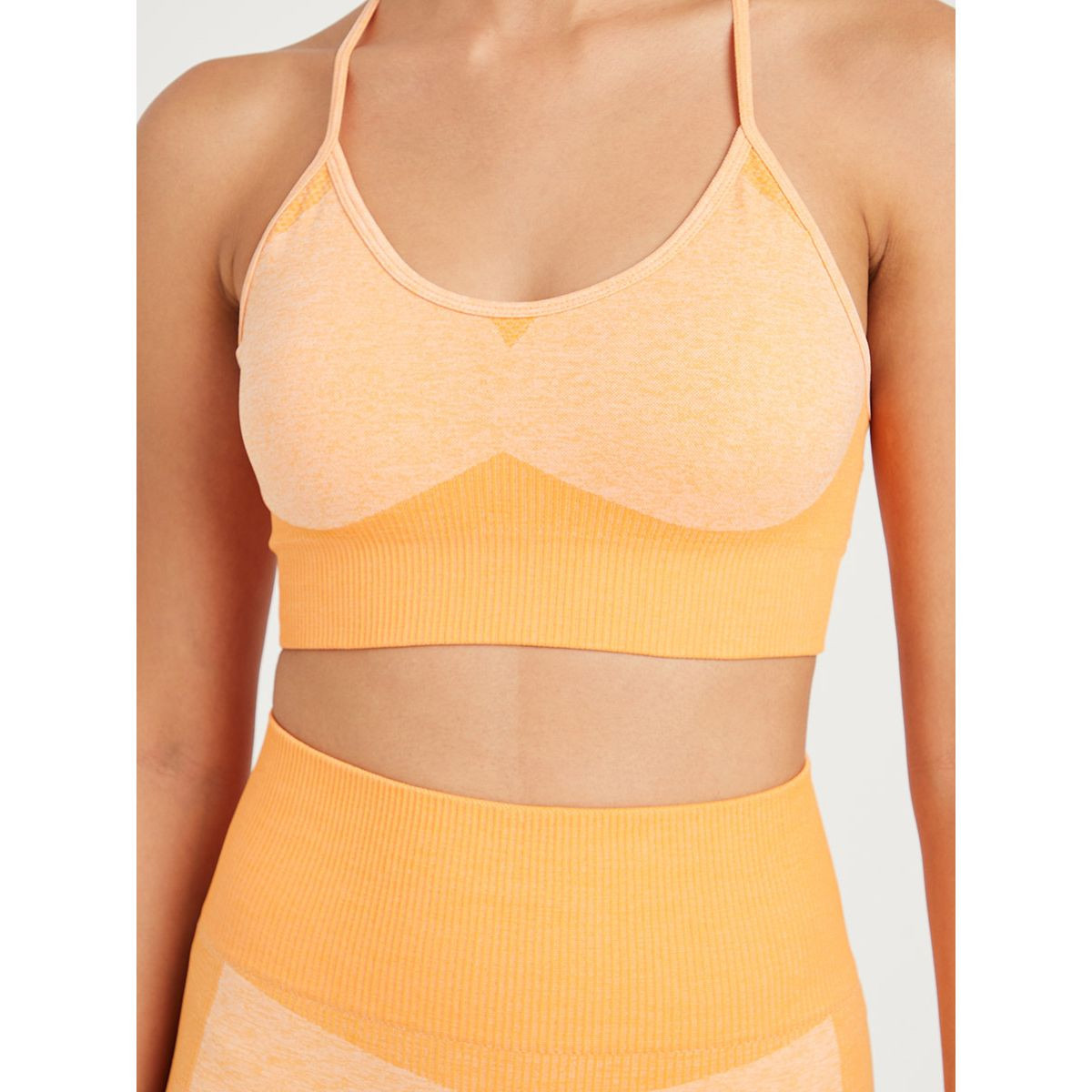 طقم رياضي ( ليقنز + صدرية ) من ستايلي-sports-women-clothing-sportsbras-image-3