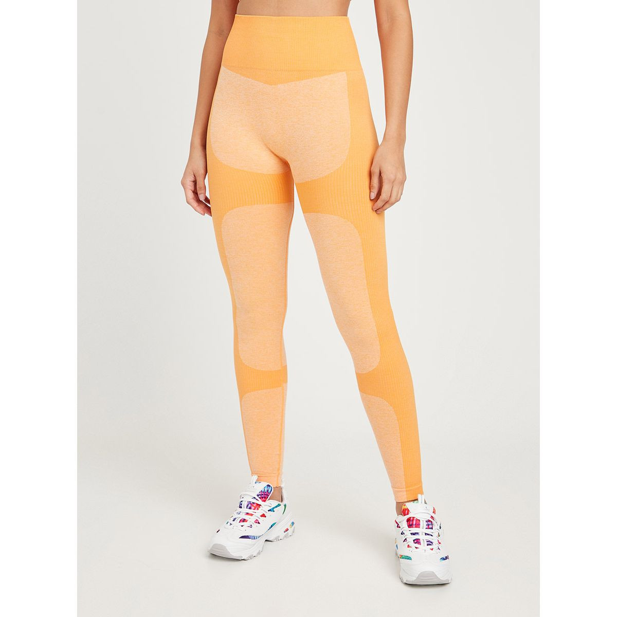 طقم رياضي ( ليقنز + صدرية ) من ستايلي-sports-women-clothing-sportsbras-image-5