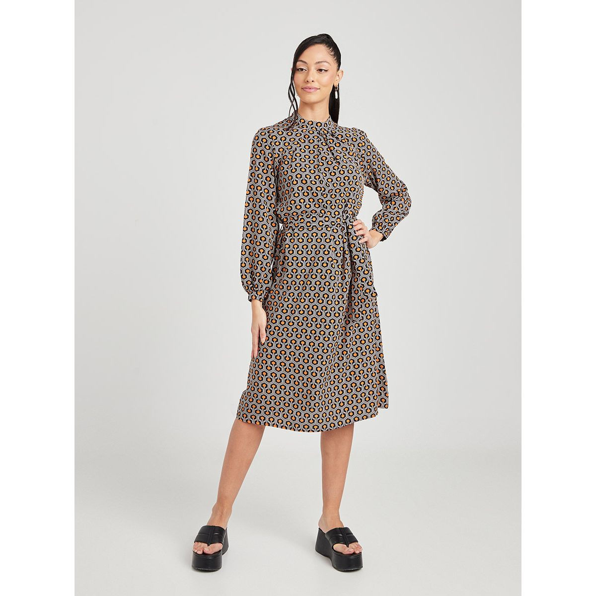 Styli Long Sleeves Retro Print Woven A-Line Midi Dress with Tie Belt-women-clothing-dresses-image-2