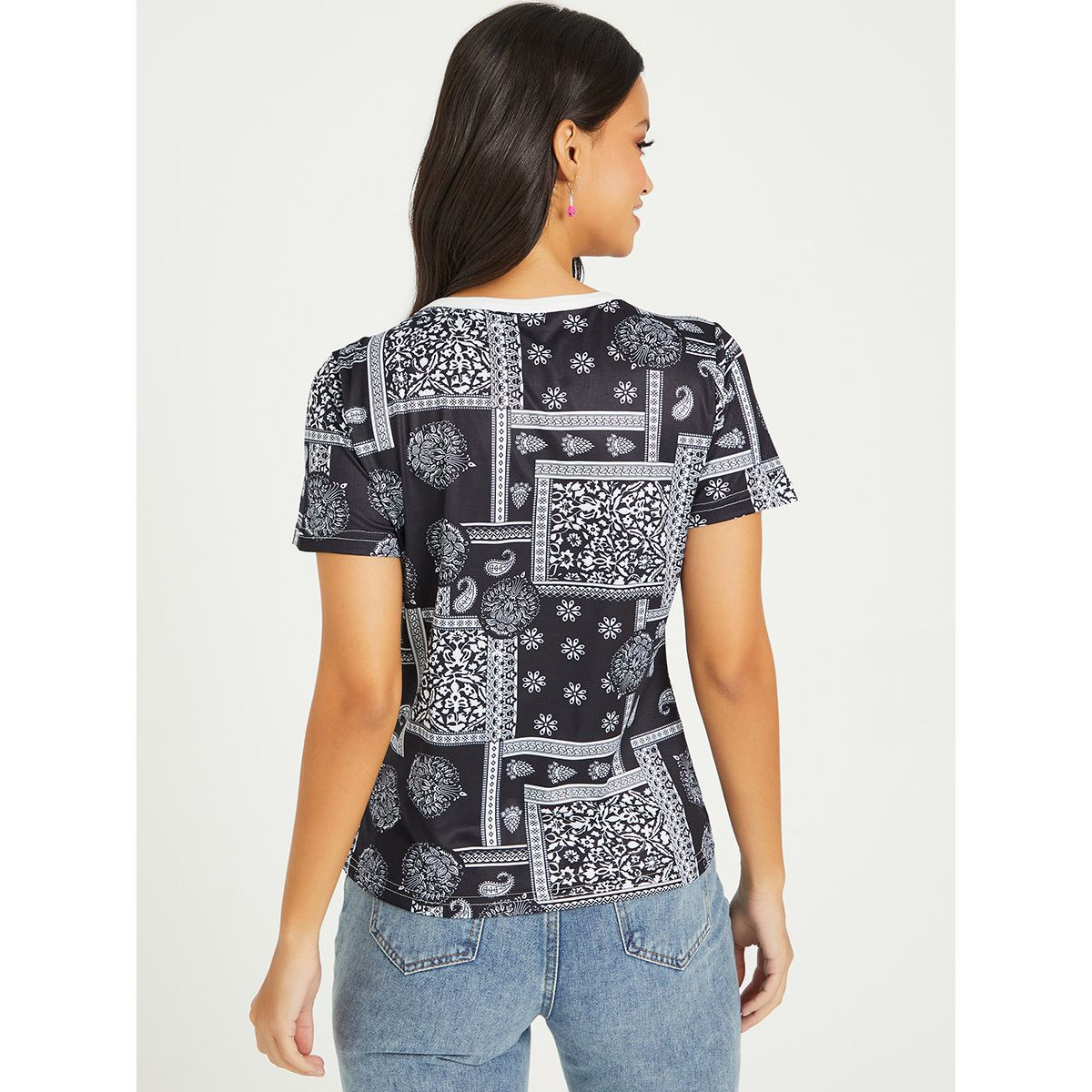 Styli Short Sleeves Scarf Print Round Neck Regular T-shirt-women-clothing-tshirts-image-5