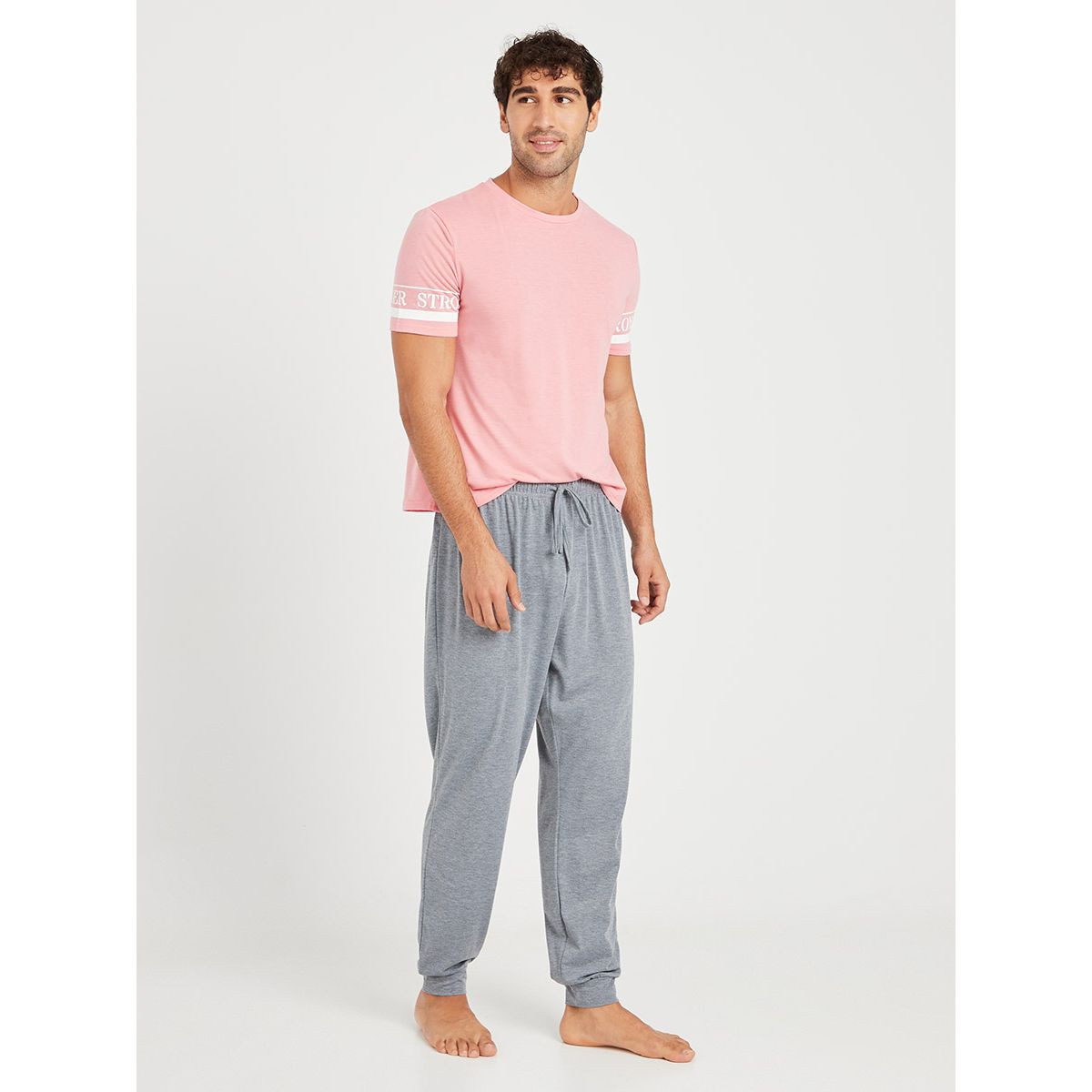 طقم ( تيشيرت + جوغر ) من ستايلي-men-clothing-nightwear-sets-image-1