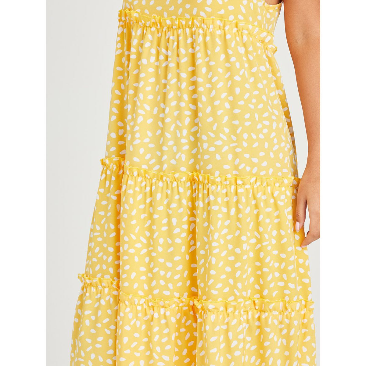 Styli Tie Sleeves Scoop Neck Tiered A-Line Maci Dress-women-clothing-dresses-image-4