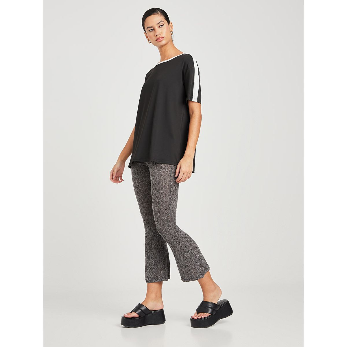 Styli Shoulder Stripe Loose Fit Jersey Active T-shirt-sports-women-clothing-tshirtsandvests-image-6