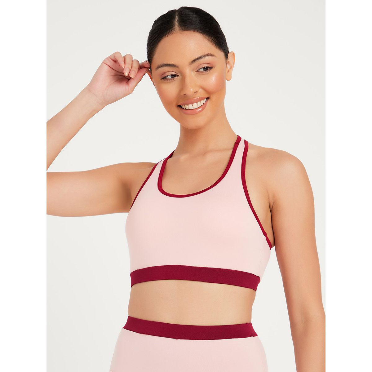 طقم من ( صدرية + ليقنز ) من ستايلي-sports-women-clothing-trackpantsandtracksuits-image-2