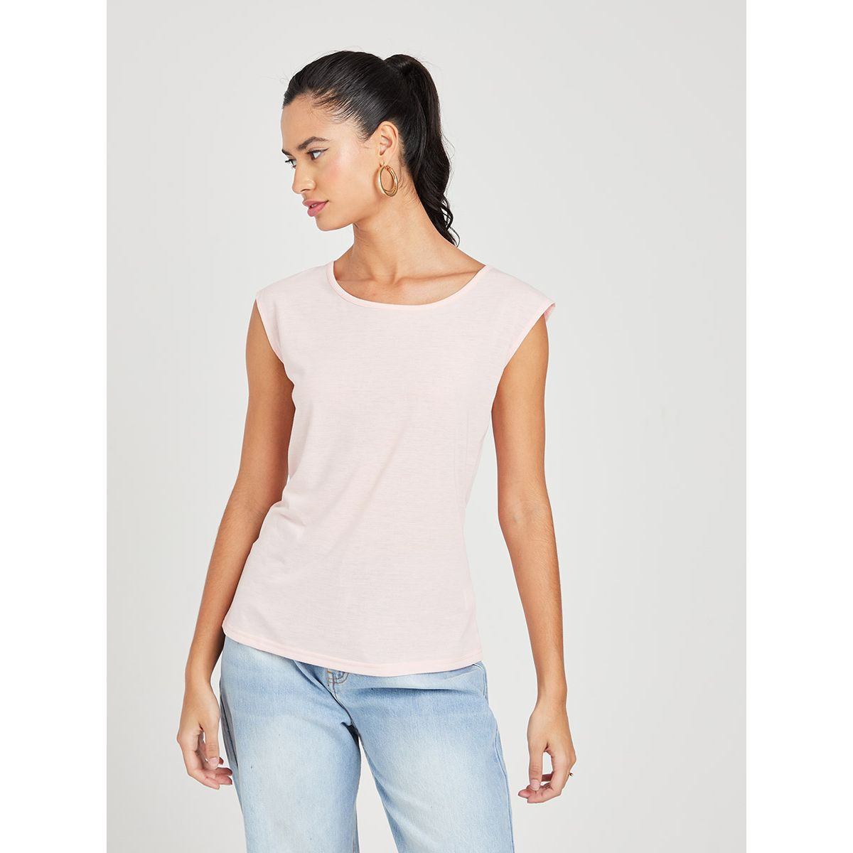 بلوزة رياضية مزينة بفتحات من ستايلي-sports-women-clothing-tshirtsandvests-image-8