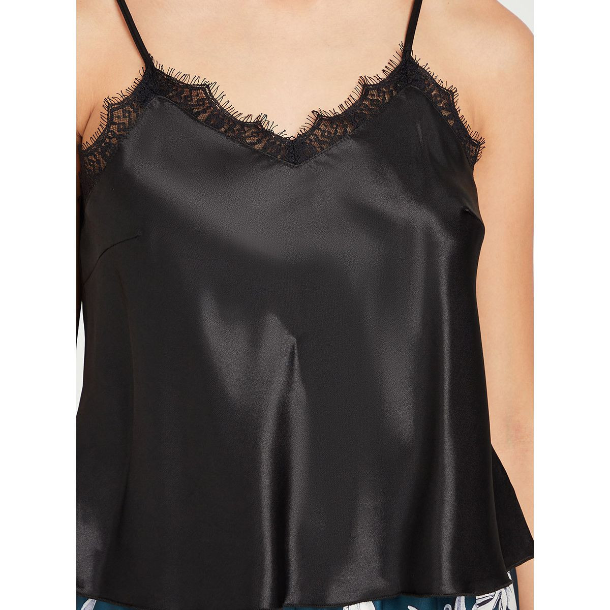 طقم بيجاما ( بلوزة + بنطال ) من ستايلي-women-clothing-nightwear-pyjamas-longsets-image-3