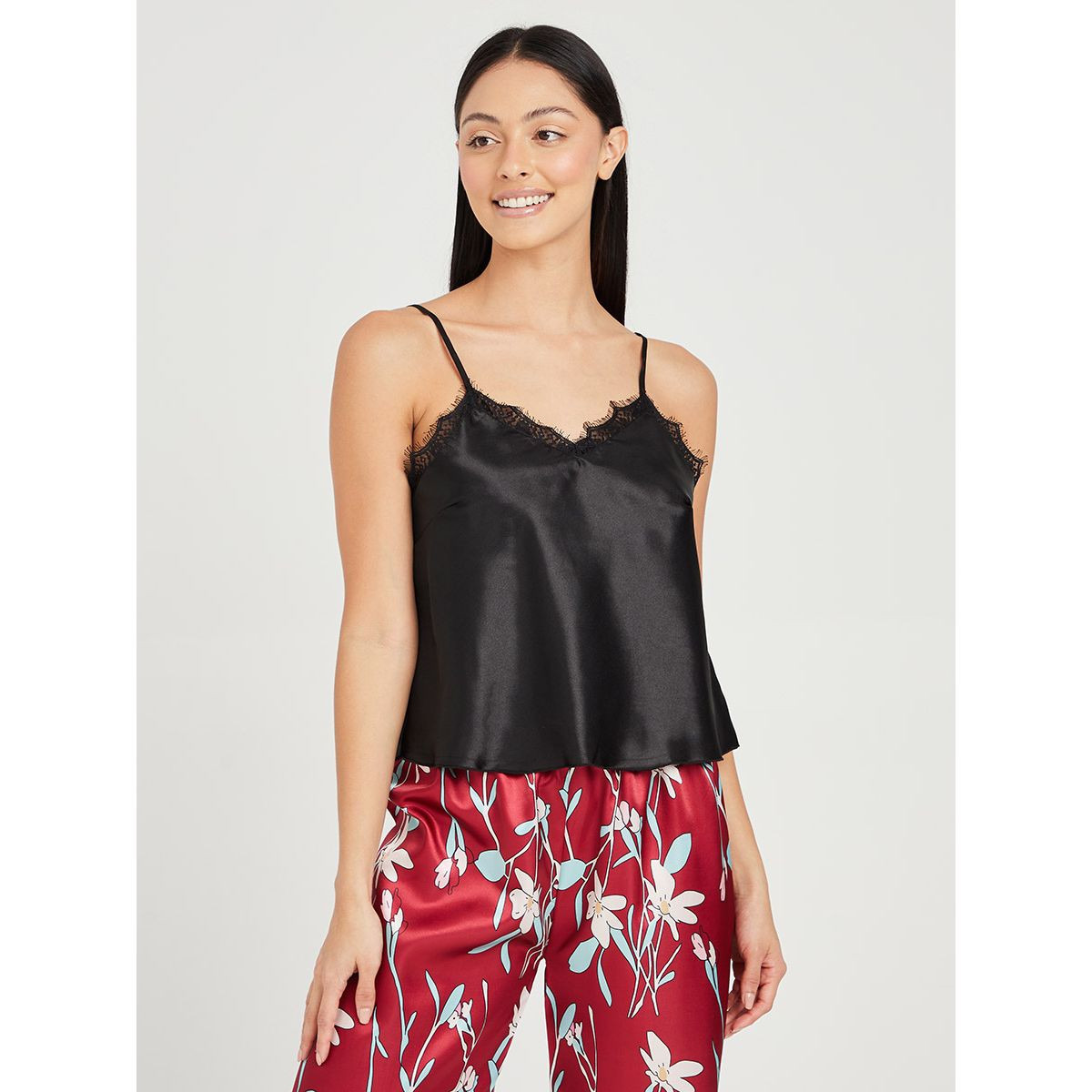 طقم بيجاما ( بلوزة + بنطال ) من ستايلي-women-clothing-nightwear-pyjamas-longsets-image-2