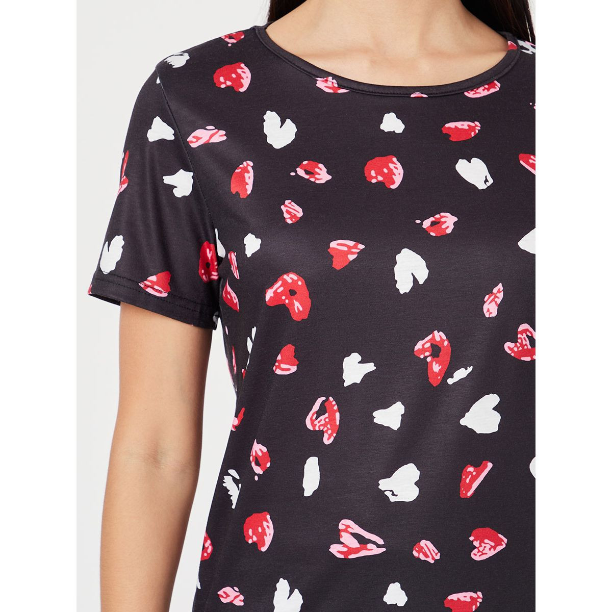 طقم من ( تيشيرت + شورت ) من ستايلي-women-clothing-nightwear-pyjamas-longsets-image-3