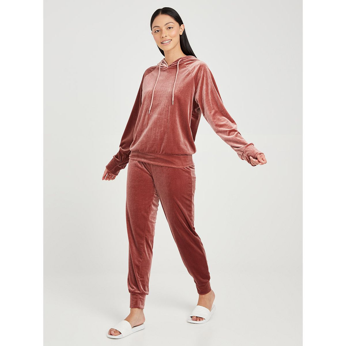 طقم من ( هودي + جوغر ) من ستايلي-women-clothing-hoodiesandsweatshirts-hoodies-image-1