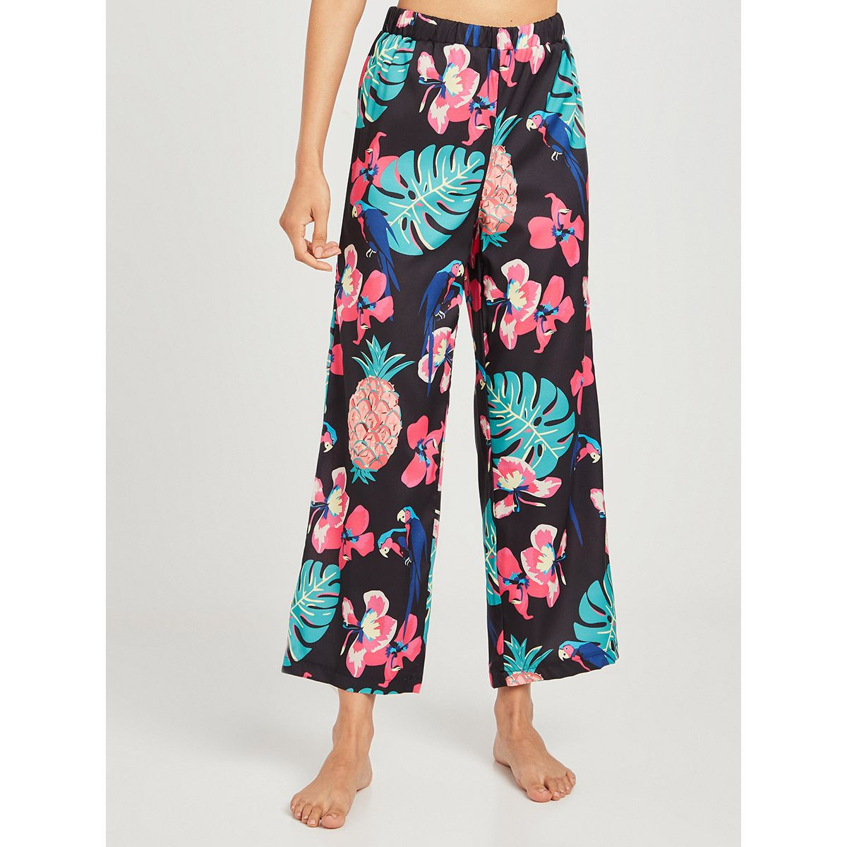 طقم من ( بلوزة + بنطال + روب ) من ستايلي-women-clothing-nightwear-pyjamas-longsets-image-8