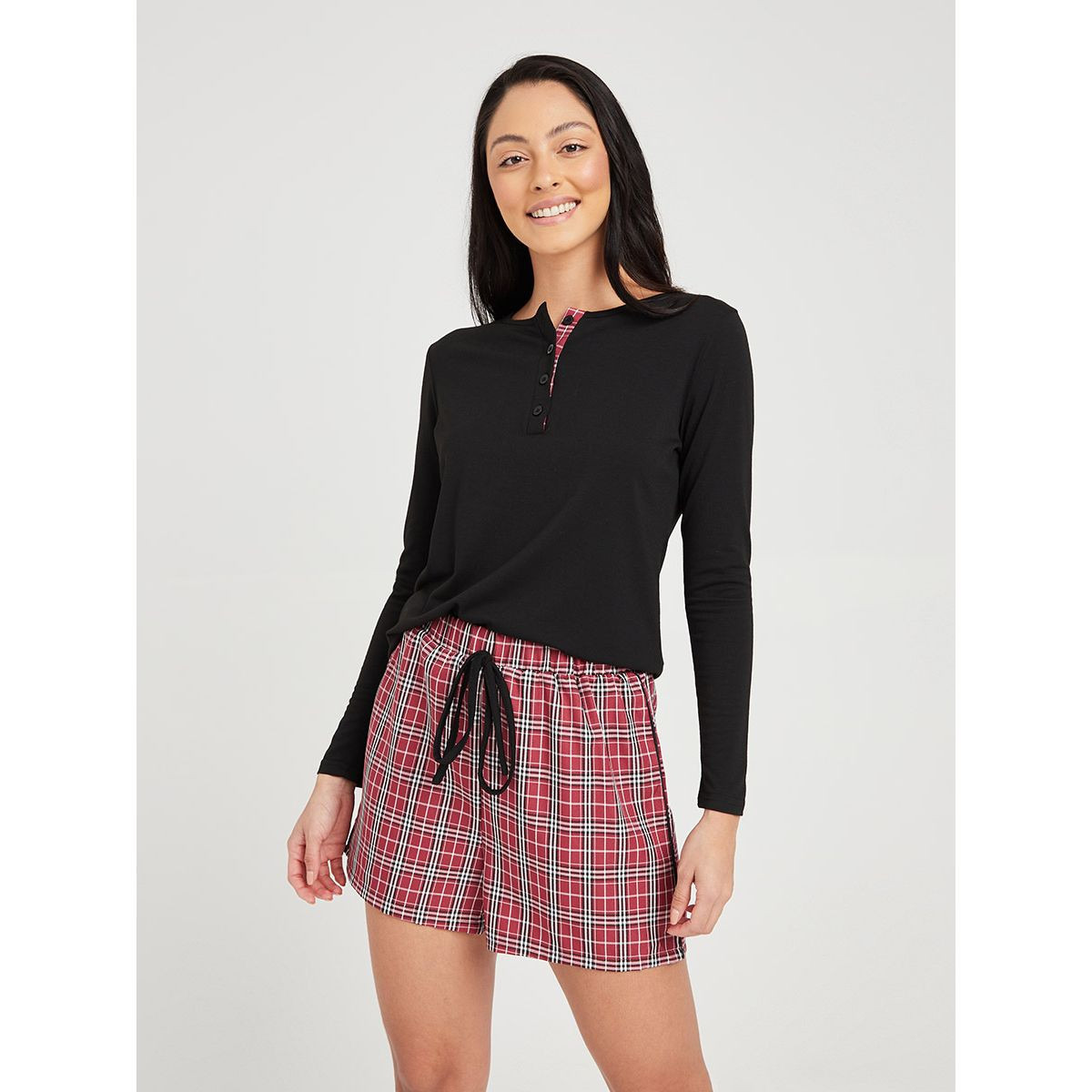 طقم من ( بلوزة باكمام طويلة + شورت ) من ستايلي-women-clothing-nightwear-pyjamas-longsets-image-1