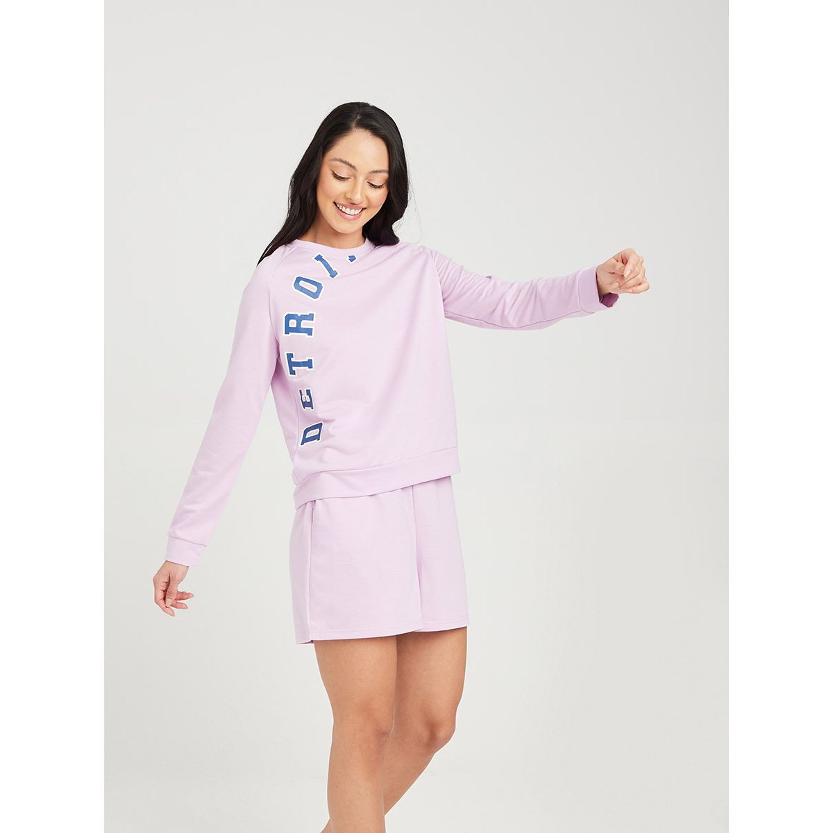 طقم من ( سويت شيرت + شورت ) من ستايلي-women-clothing-nightwear-pyjamas-longsets-image-3