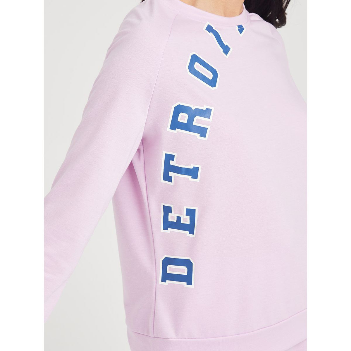 طقم من ( سويت شيرت + شورت ) من ستايلي-women-clothing-nightwear-pyjamas-longsets-image-4