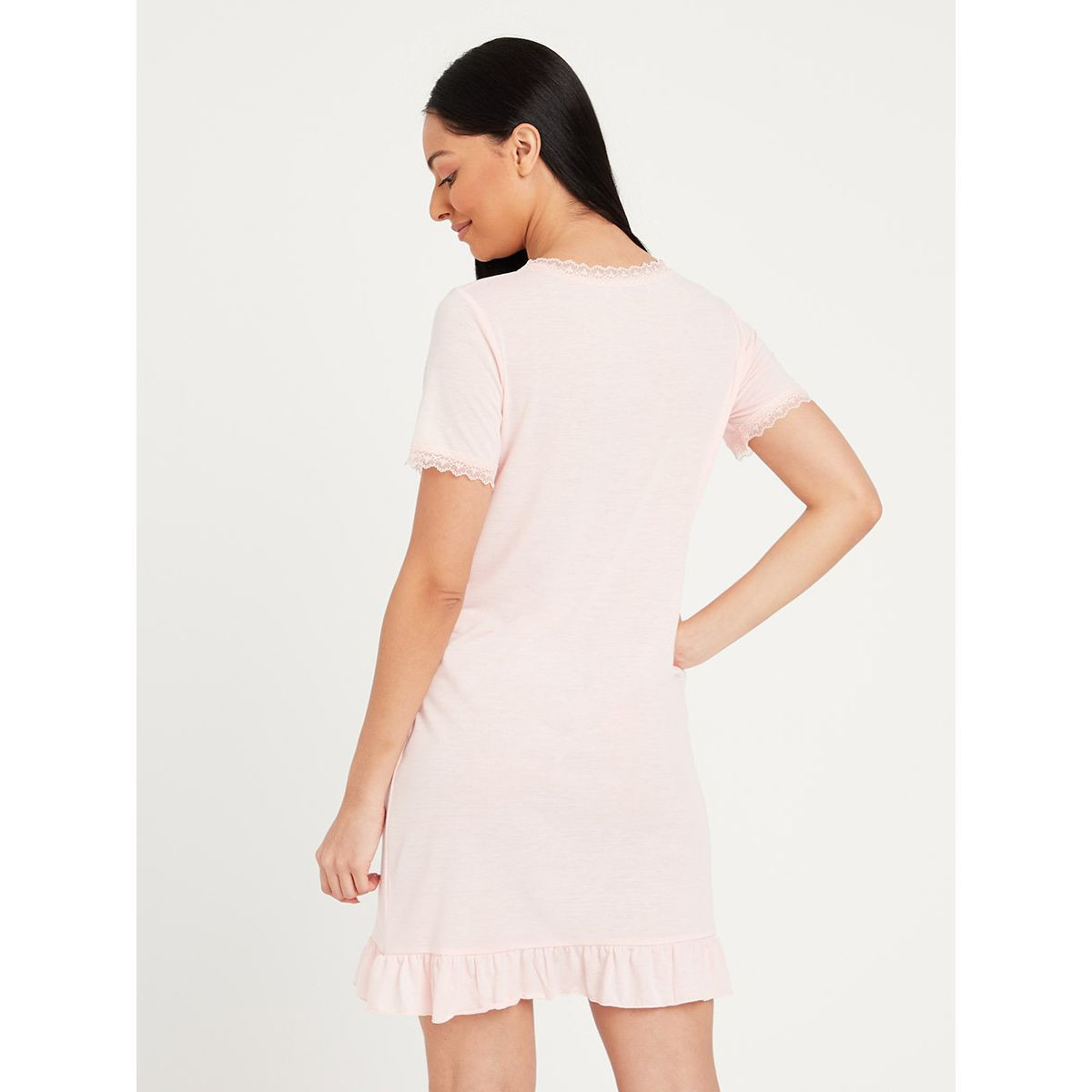 فستان بحواف مزينة بكشكش من ستايلي-women-clothing-nightwear-nighties-image-4