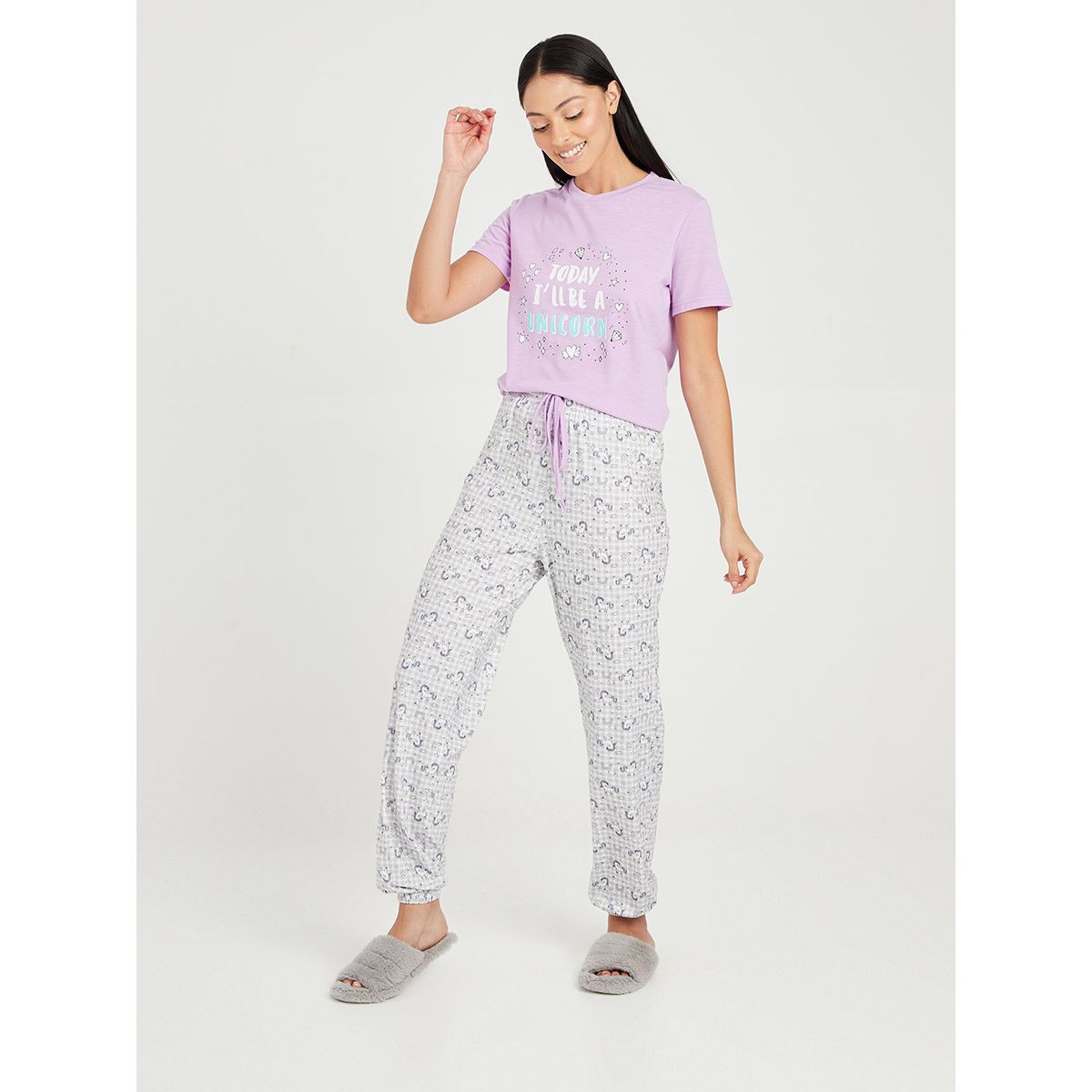 طقم بيجاما ( تيشيرت + بنطال ) من ستايلي-women-clothing-nightwear-pyjamas-longsets-image-1