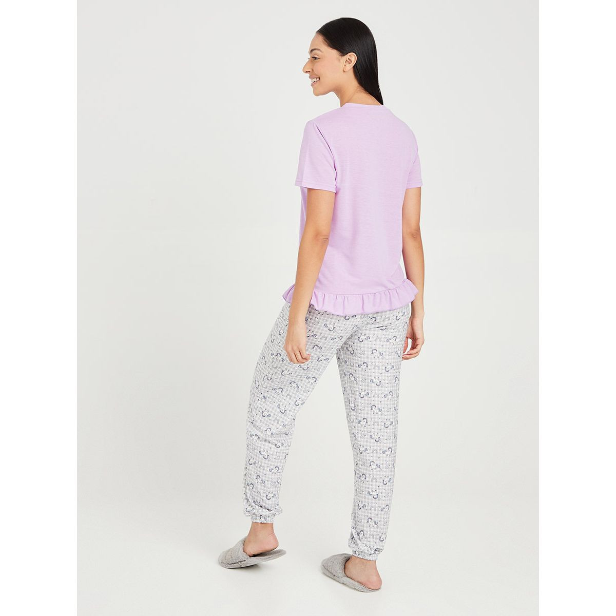 طقم بيجاما ( تيشيرت + بنطال ) من ستايلي-women-clothing-nightwear-pyjamas-longsets-image-4