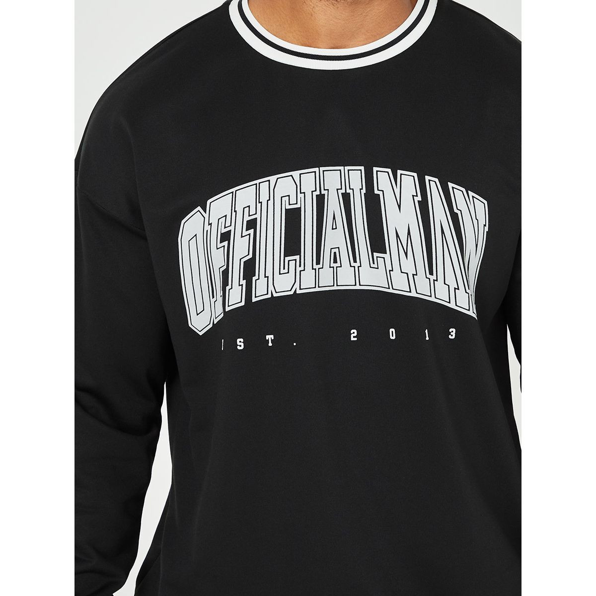 سويت شيرت باكمام طويلة وأساور من ستايلي-men-winterwear-hoodiesandsweatshirts-image-4