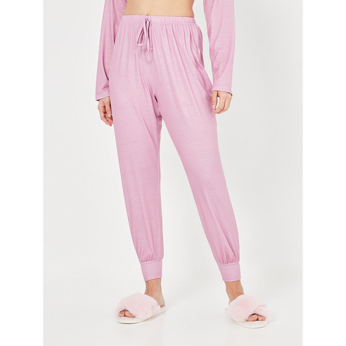 طقم بيجاما من ( تيشيرت + بنطال ) من ستايلي-women-clothing-nightwear-pyjamas-longsets-image-4