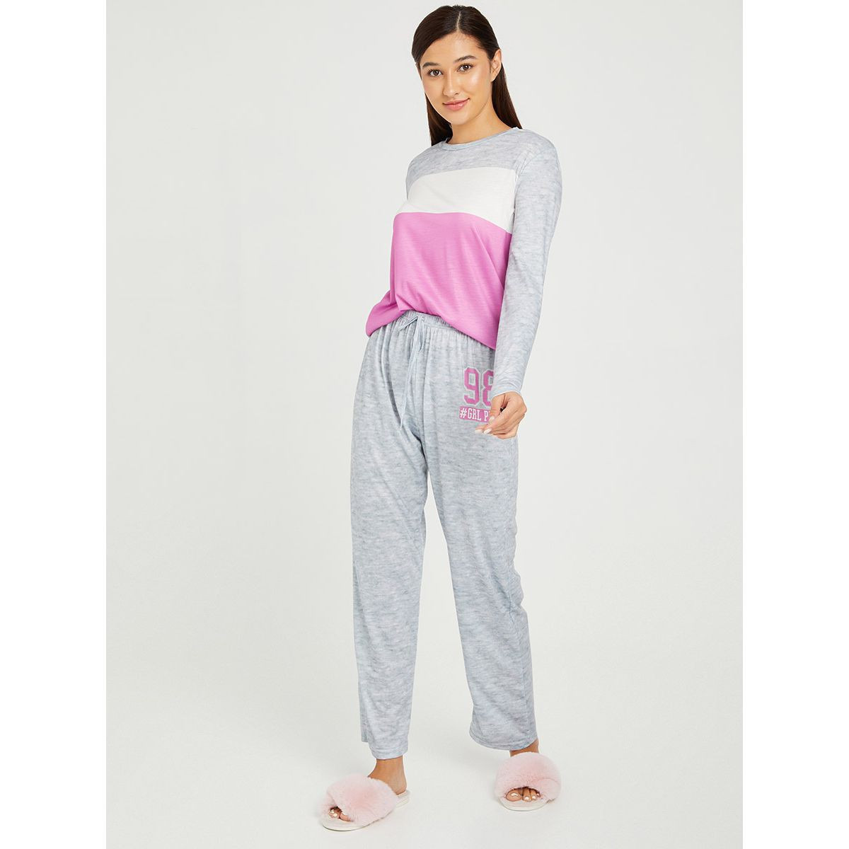 Styli Colorblock Long Sleeves T-shirt and 98 Placement Print Pyjama Set-women-clothing-nightwear-pyjamas-longsets-image-1