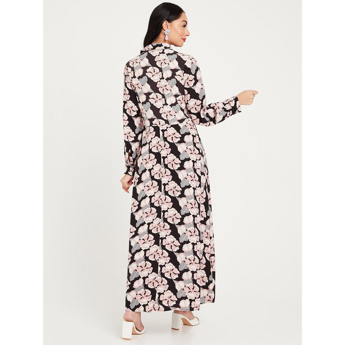Styli Long Sleeves Floral Print A-Line Maxi Dress with Button Closure-women-clothing-dresses-image-4