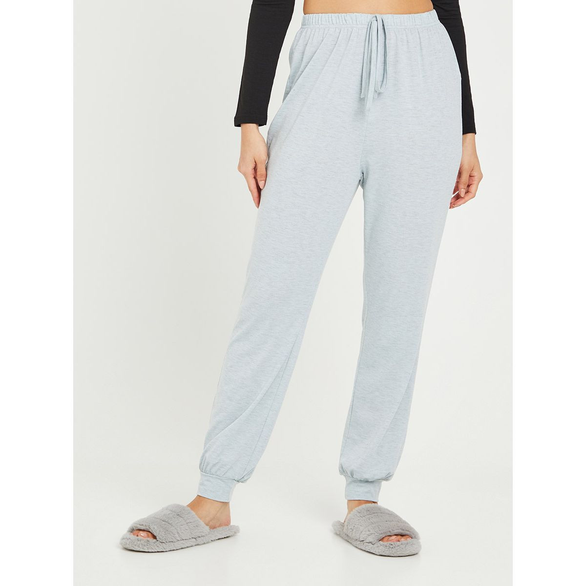 Styli Dreamer Stripe Long Sleeves T-shirt and Solid Cuffed Pyjama Set-women-clothing-nightwear-pyjamas-longsets-image-4