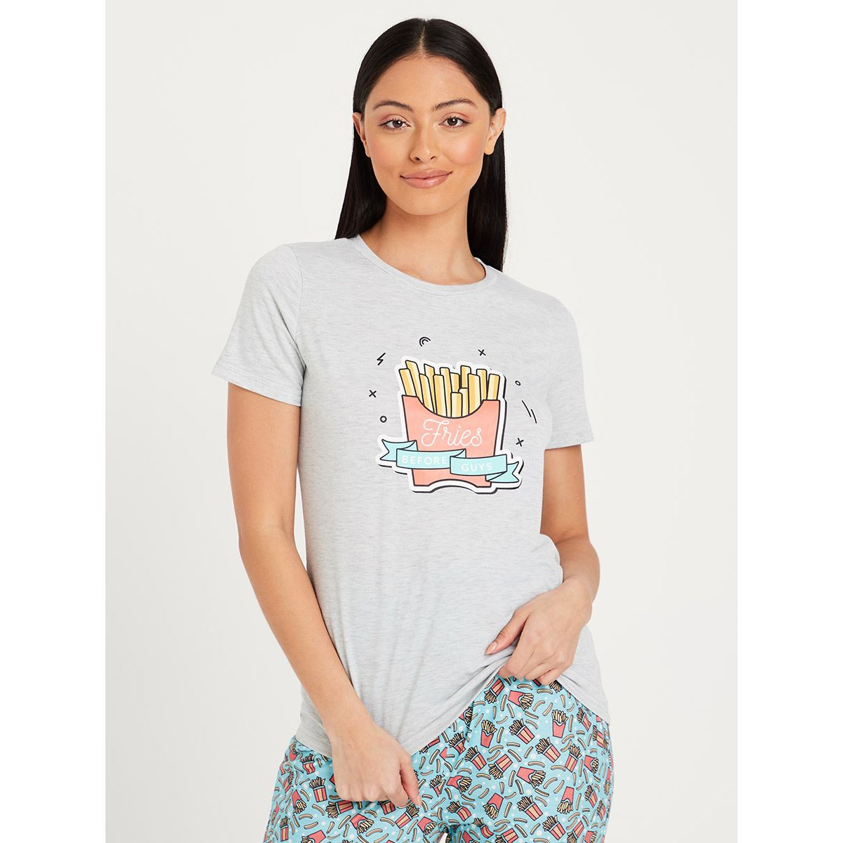طقم بيجاما من ( تيشيرت + بنطال ) من ستايلي-women-clothing-nightwear-pyjamas-longsets-image-1
